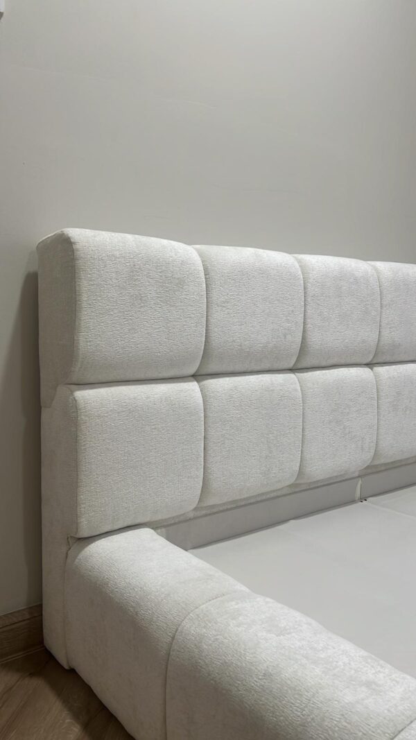 Modern Bed 2 - Image 4