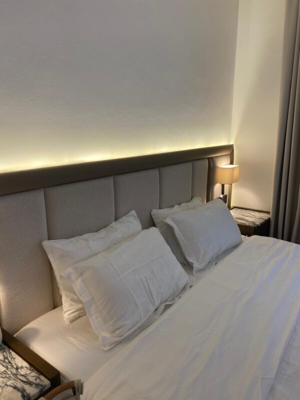 Modern Bed 18