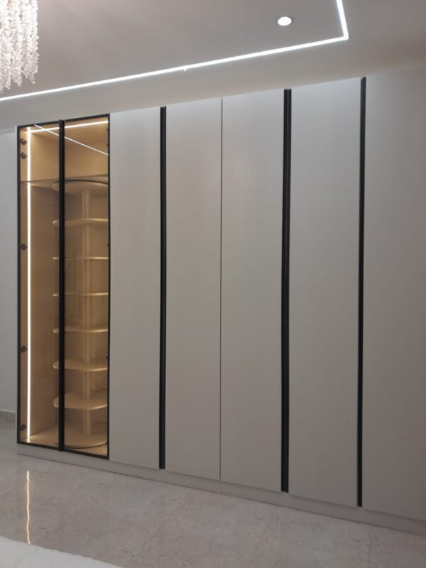 Closets - Image 27
