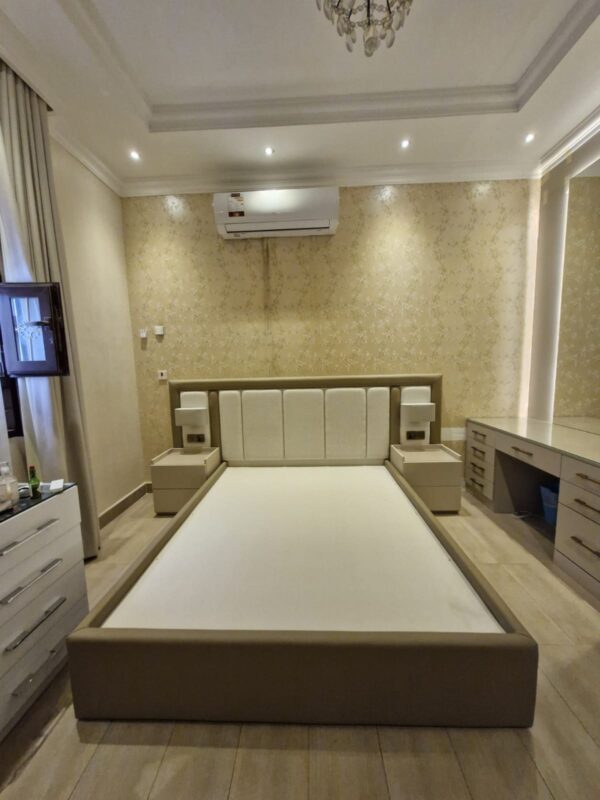 Modern Bed 11