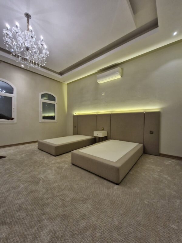 Modern Bed 8 - Image 4