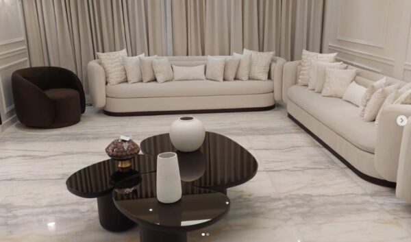 Tables - Image 3